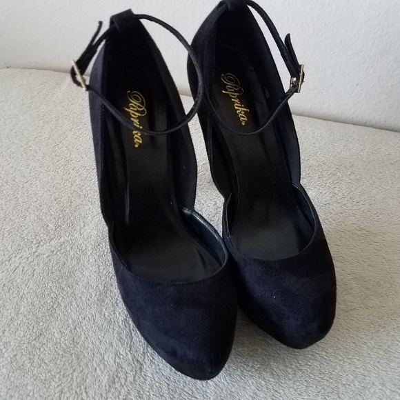 Women's Ankle Strap Pumps- Black/size 9 - Picture 4 of 6